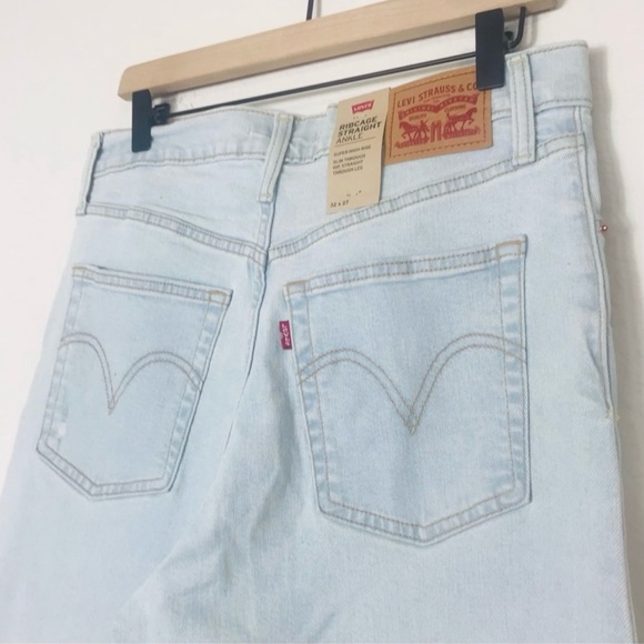 New! Levi’s Ribcage Straight Ankle Light Wash Distressed Button Fly Jeans - Picture 7 of 11